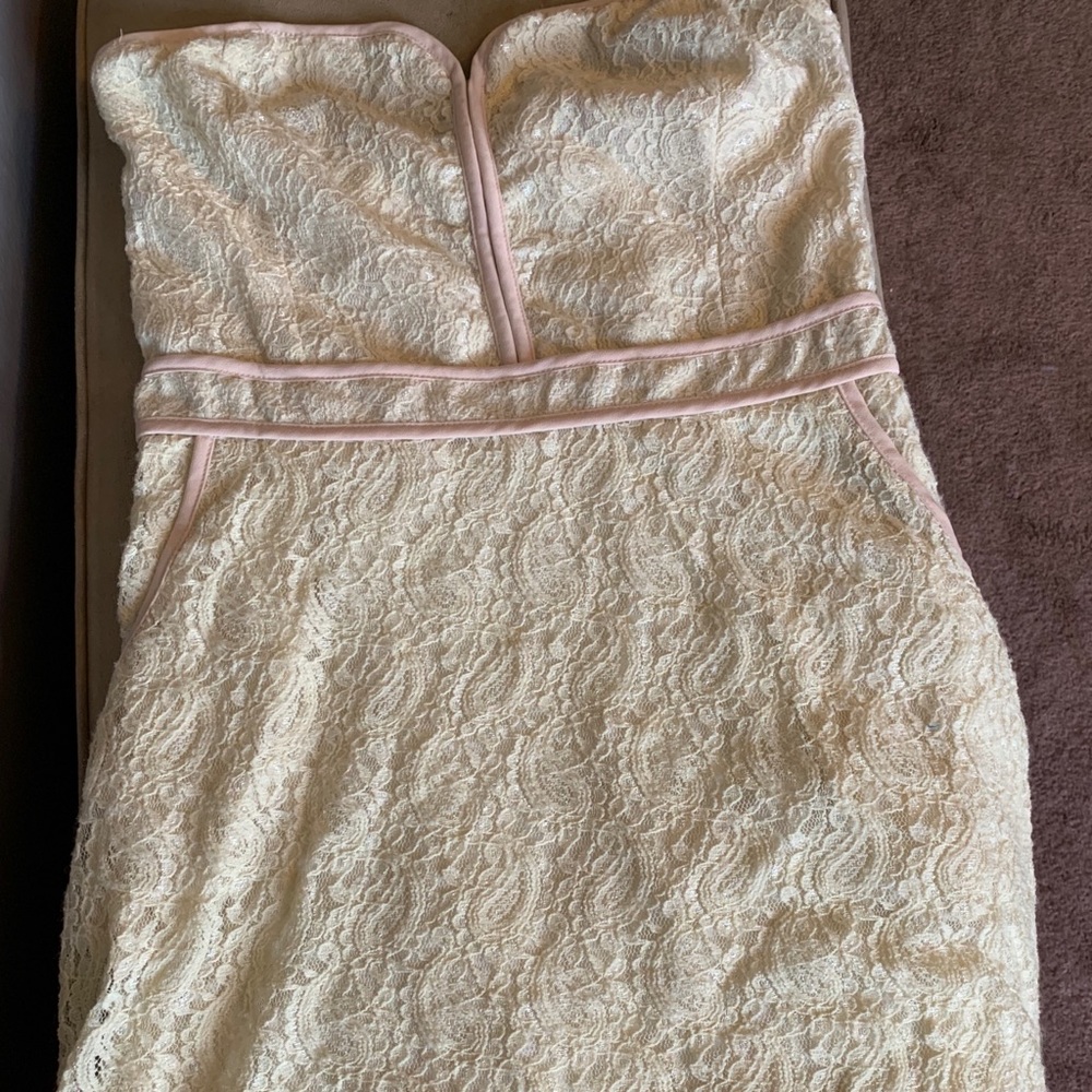 Luce summer dress. Urban Outfitters